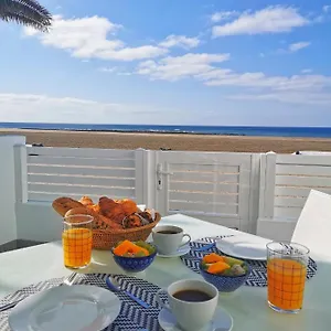 Luxury On The Appartamento Playa Honda (Lanzarote)